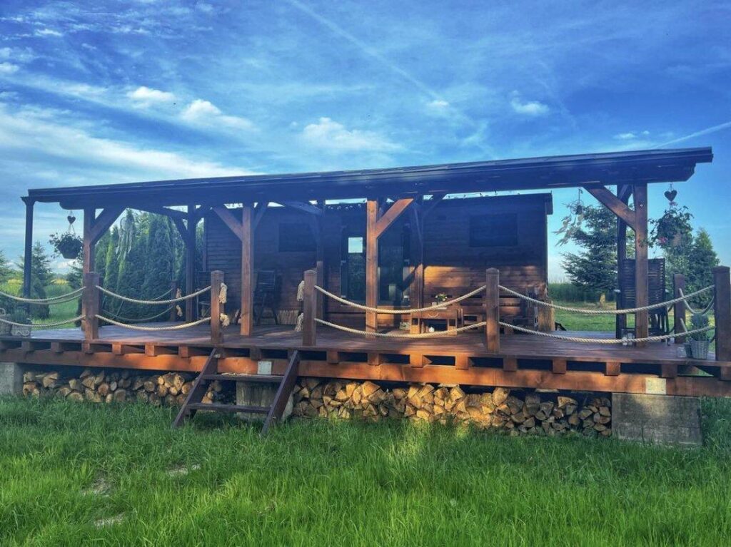 Maringotka Za Rákosím, glamping u Dvora Králové