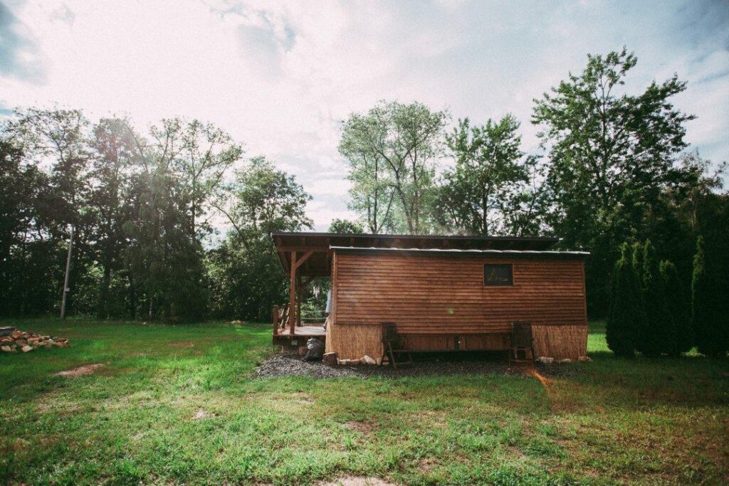 Maringotka Za Rákosím, glamping u Dvora Králové