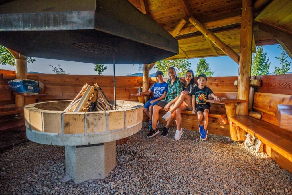 Treehouse Sněžník, domek na stromě u Dolní Moravy